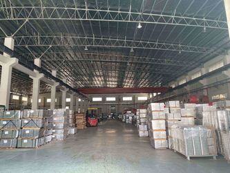 Guangzhou BetterCan Industry and Trade Co., Ltd. ligne de production en usine